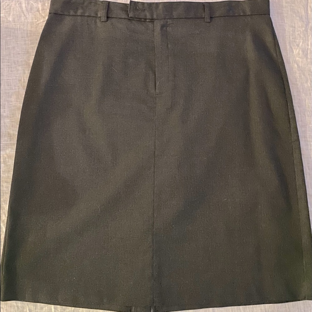 Charcoal gray Old Navy size 12 pencil skirt